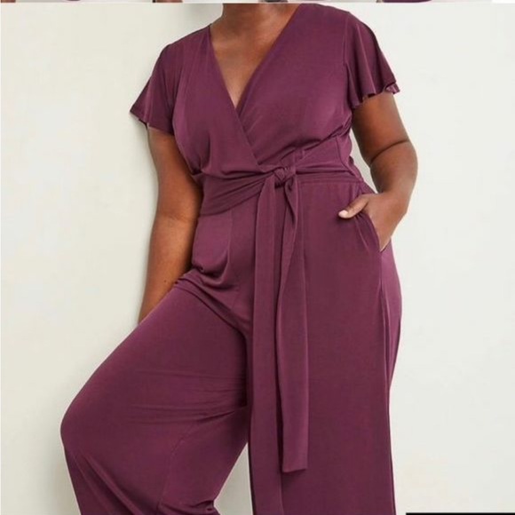 LANE BRYANT Stretchy, Wide Leg, Flutter Sleeve, Faux Wrap Jumpsuit - Picture 2 of 13